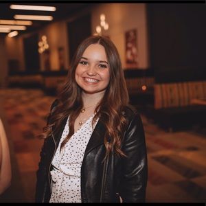 Meet your Posher, Cassie